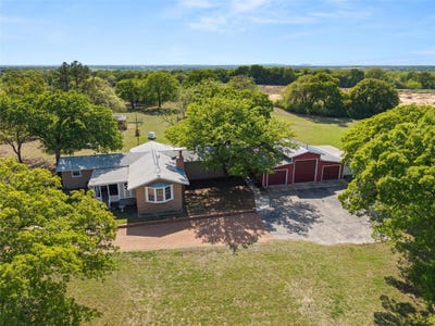 /international/us/1500-county-road-404-comanche-tx-110107199906/