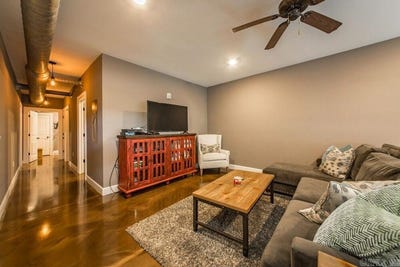 /international/us/7910-edgemont-rd-suite-300-greers-ferry-ar-110108767023/