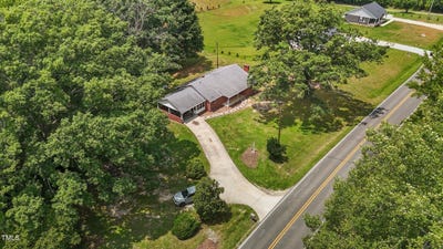 /international/us/2291-gentry-ridge-road-roxboro-nc-110100149192/