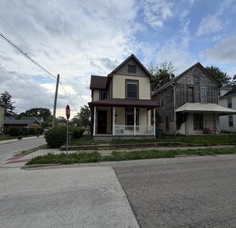 /international/us/236-n-vine-street-muncie-in-110108237356/