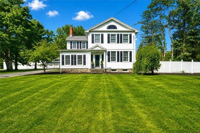 /international/us/1118-mertensia-road-farmington-ny-110119529103/