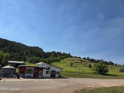 /international/us/330-us-14-w-sundance-wy-110101826731/