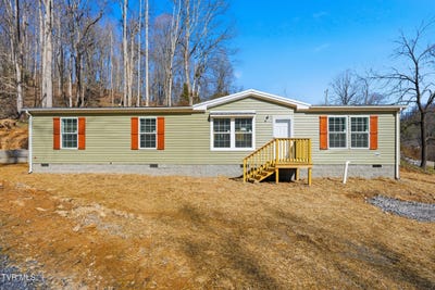 /international/us/1223-e-front-street-coeburn-va-110106069671/