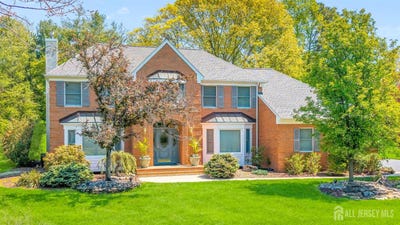 /international/us/7-seaman-road-freehold-nj-110108193446/