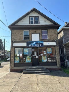 /international/us/261-e-28th-street-erie-pa-110100635269/