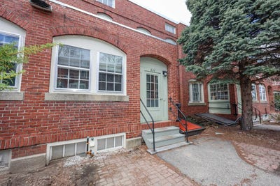 /international/us/635-canal-street-manchester-nh-110107155717/