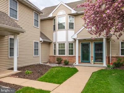 /international/us/121-heather-lane-wyomissing-pa-110108333015/
