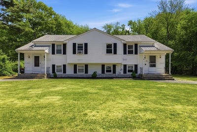 /international/us/21-cobb-st-norton-ma-110108255933/