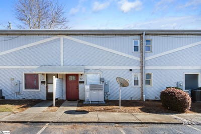/international/us/3706-e-n-c7-street-greenville-sc-110105780692/