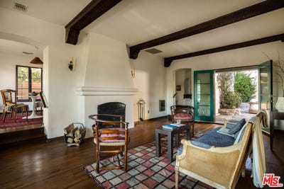/international/us/1257-eagle-vista-dr-los-angeles-ca-110108881526/