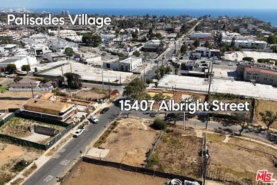 /international/us/15407-albright-st-pacific-palisades-ca-110119785627/