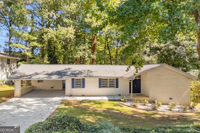 /international/us/2691-sterling-acres-drive-tucker-ga-110120420012/