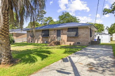 /international/us/1016-bay-dr-surfside-beach-sc-110109207285/