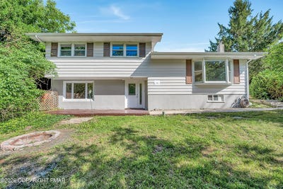 /international/us/1138-hillside-avenue-saylorsburg-pa-110109055033/