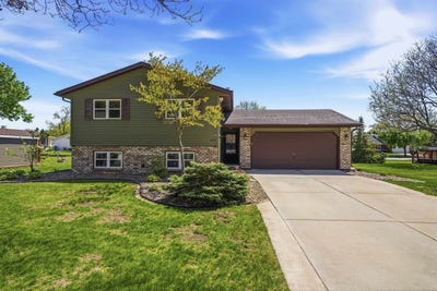 /international/us/166-martin-place-fond-du-lac-wi-110108130466/