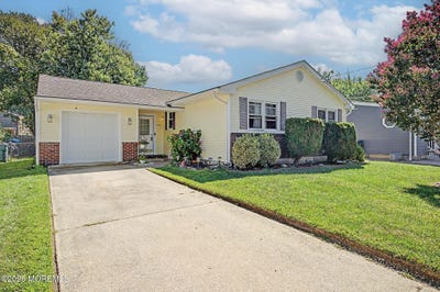 /international/us/309-twin-lakes-boulevard-little-egg-harbor-nj-110110300095/