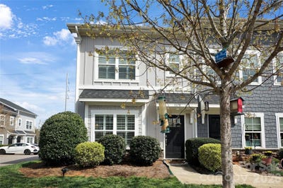 /international/us/1178-almerton-drive-denver-nc-110106679073/