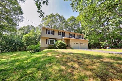 /international/us/72-talmadge-hill-road-prospect-ct-110107440366/