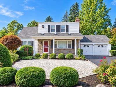 /international/us/15-sherwood-road-glen-cove-ny-110120529470/
