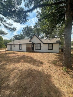 /international/us/632-w-ayers-avenue-de-leon-tx-110110323799/