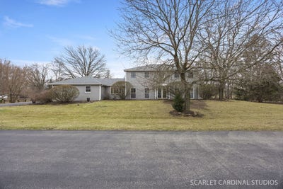 /international/us/29w509-point-oak-drive-warrenville-il-110106324004/