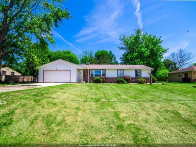 /international/us/4212-hillcrest-drive-oneida-wi-110108631401/?lang=fr