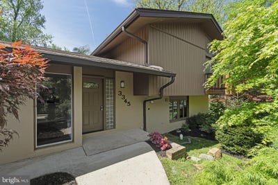 /international/us/3345-tanterra-circle-brookeville-md-110108379636/