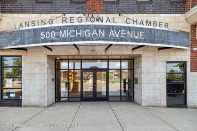 /international/us/500-e-michigan-avenue-lansing-mi-110100018937/