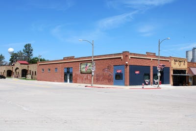 /international/us/800-box-butte-ave-hemingford-ne-110100424623/