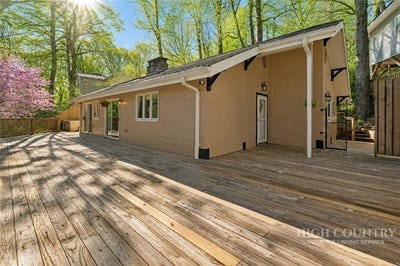 /international/us/1300-laurel-lane-blowing-rock-nc-110104054098/