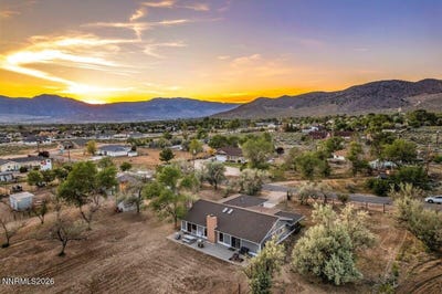 /international/us/1625-chowbuck-street-minden-nv-110108230850/