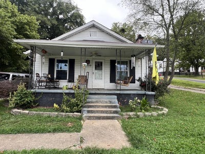 /international/us/1508-main-street-williamsburg-ky-110101289689/?lang=en
