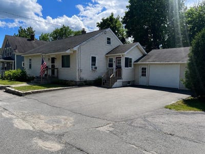 /international/us/459-willard-street-berlin-nh-110108858854/