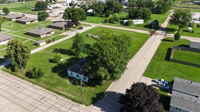 /international/us/212-n-harlan-harvard-ne-110108919859/