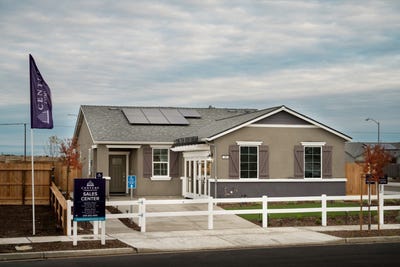 /international/us/309-brad-court-merced-ca-110101298845/