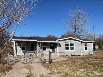 /international/us/600-w-saint-marys-street-mathis-tx-110106322453/