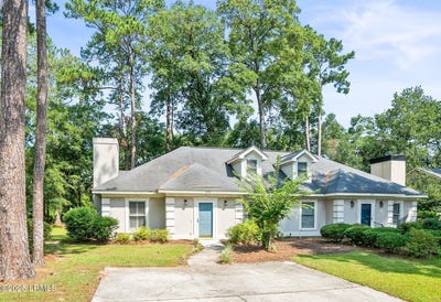 /international/us/2630-joshua-circle-beaufort-sc-110098484101/