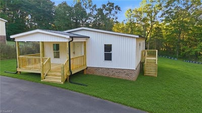 /international/us/189-village-point-drive-statesville-nc-110120529412/