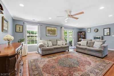 /international/us/162-vista-dr-hanover-twp-nj-110107568682/