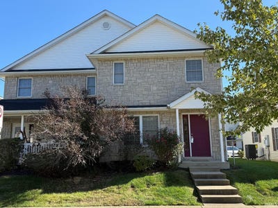 /international/us/1331-s-cobble-creek-circle-bloomington-in-110102896394/