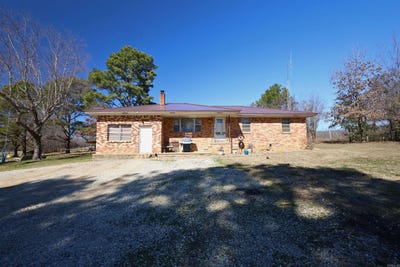 /international/us/303-county-road-401-rector-ar-110105953248/