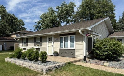 /international/us/934-ogden-road-new-lenox-il-110108574941/