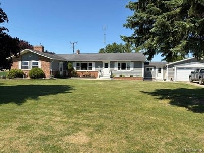/international/us/4815-loree-road-deckerville-vlg-mi-110108498716/