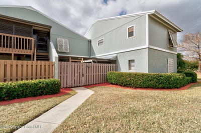 /international/us/1136-breezy-way-sebastian-fl-110105797977/