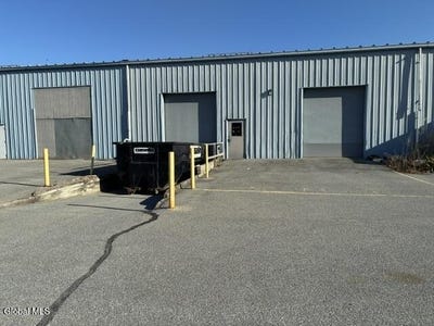 /international/us/94-big-boom-road-queensbury-ny-110108029382/