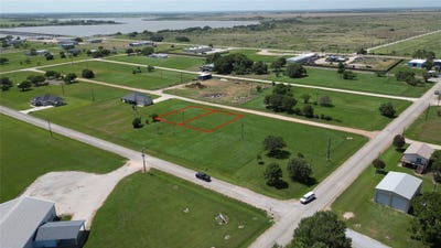 /international/us/meadowlark-dr-palacios-tx-110107881011/