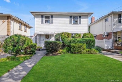 /international/us/4861-208th-street-bayside-ny-110120885989/