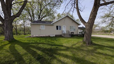 /international/us/1251-maloney-road-kaukauna-wi-110107801719/