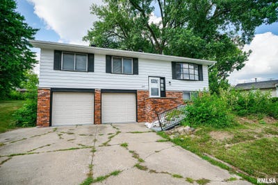 /international/us/2705-w-millbrook-court-peoria-il-110100806008/