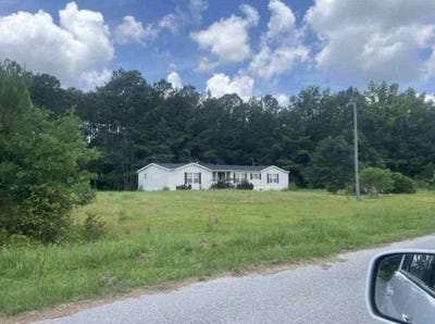 /international/us/2040-goodman-rd-lynchburg-sc-110101459536/